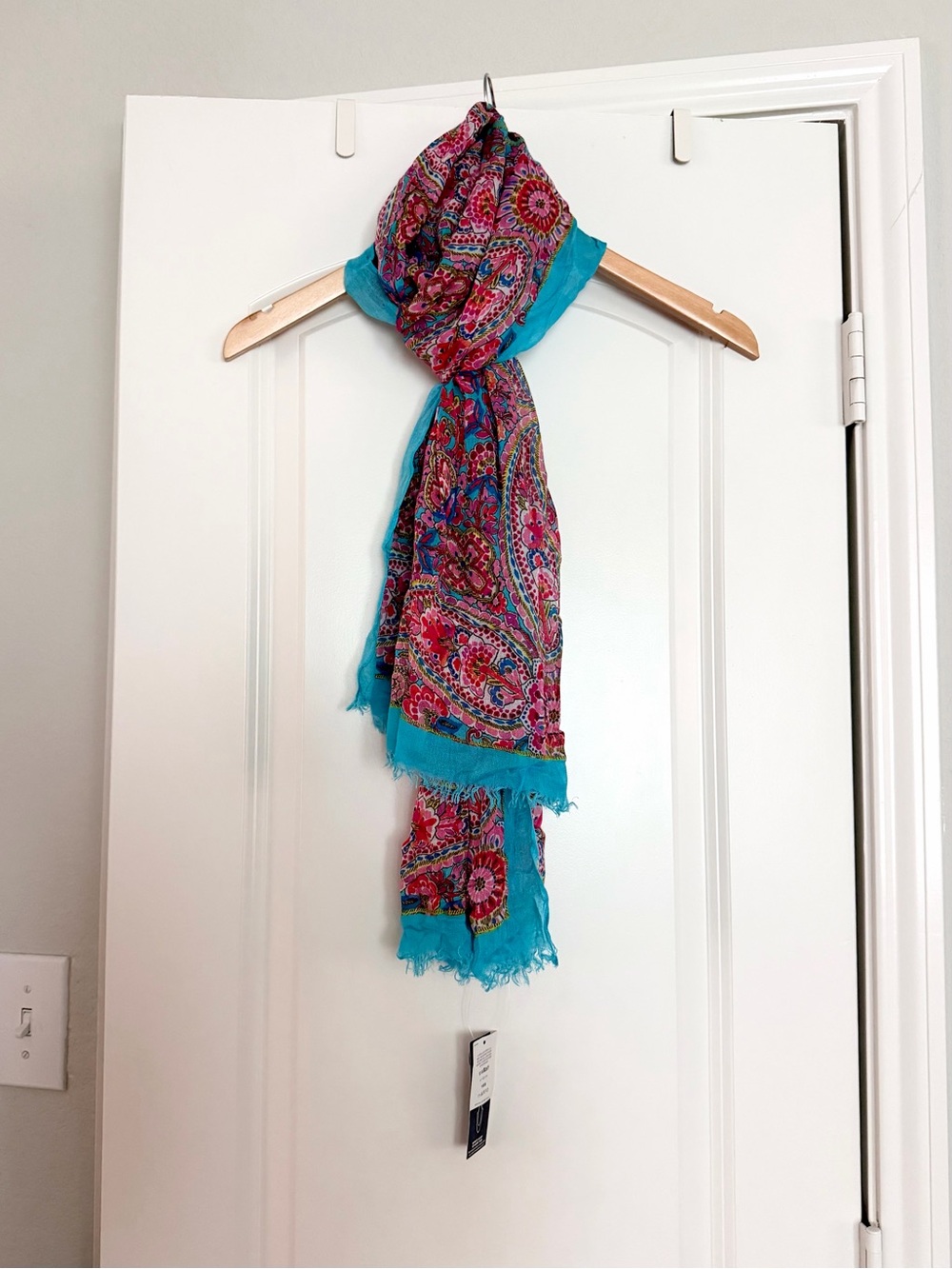 Lands' End Turquoise and Pink Paisley Lightweight Scarf Pashmina Block Print